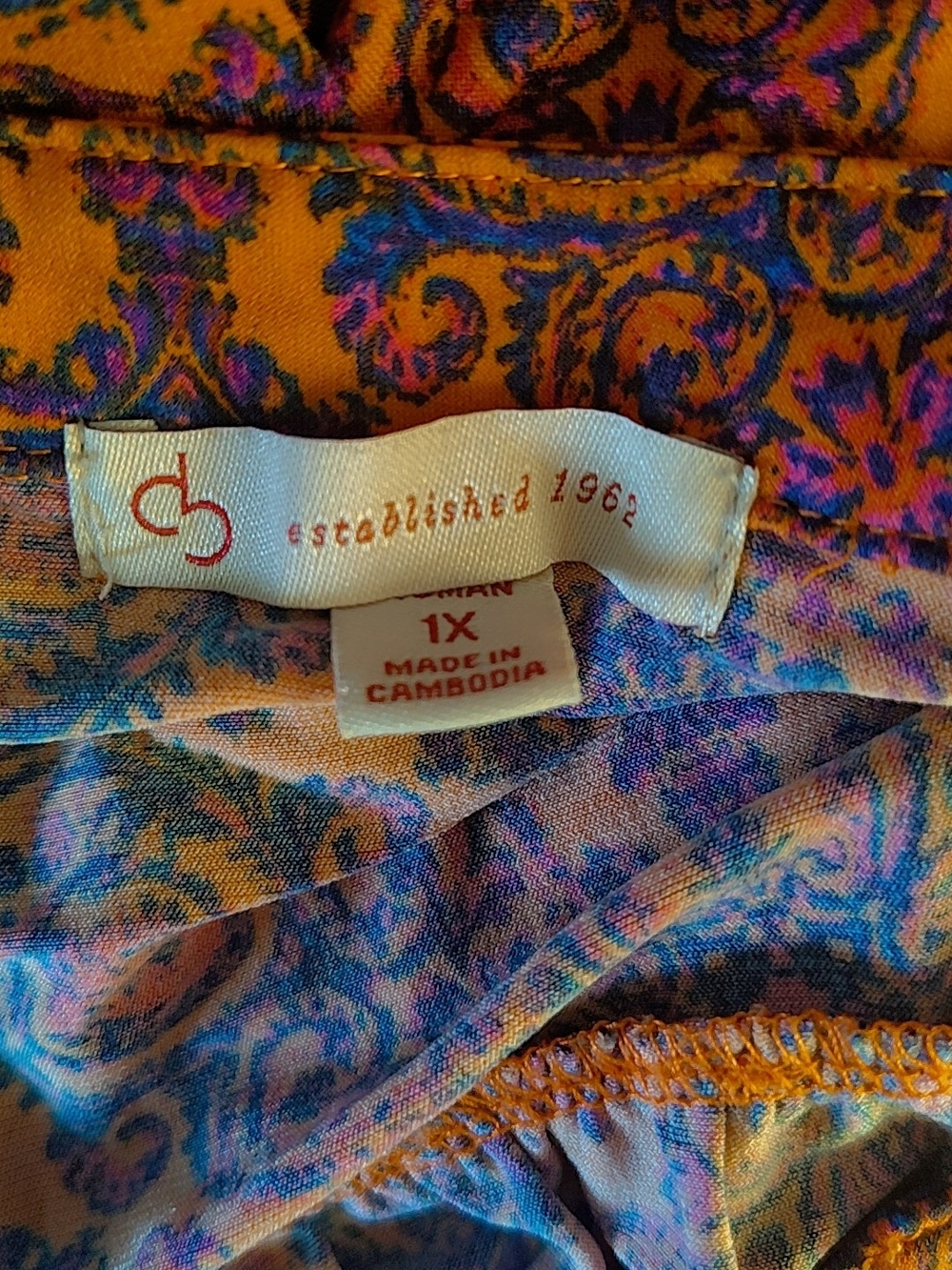 Sleeveless V-Neck Paisley Print Women's Top in Orange and Purple - Picture 3 of 8